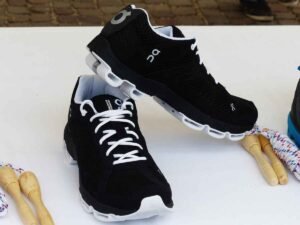 Read more about the article Best Running Shoes for Beginners: How to Choose the Right Pair