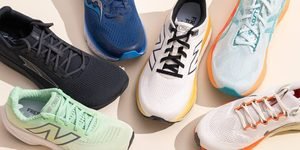 Read more about the article What to Look for When Buying Running Shoes